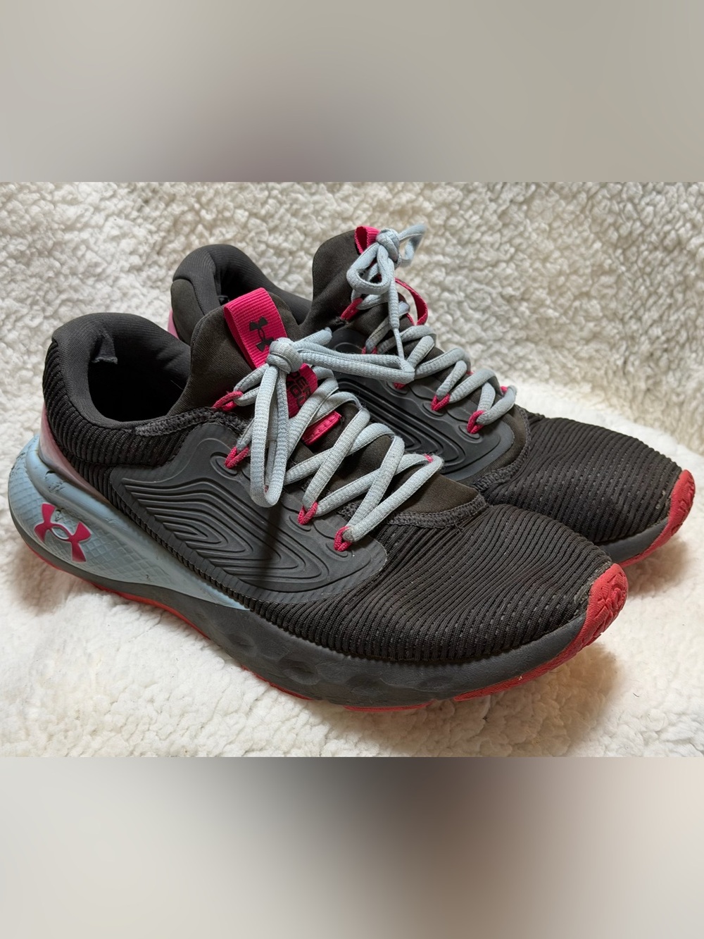 Under Armour Women's Charged Vantage Running Shoes Dark Gray/Pink Women’s Sz 10